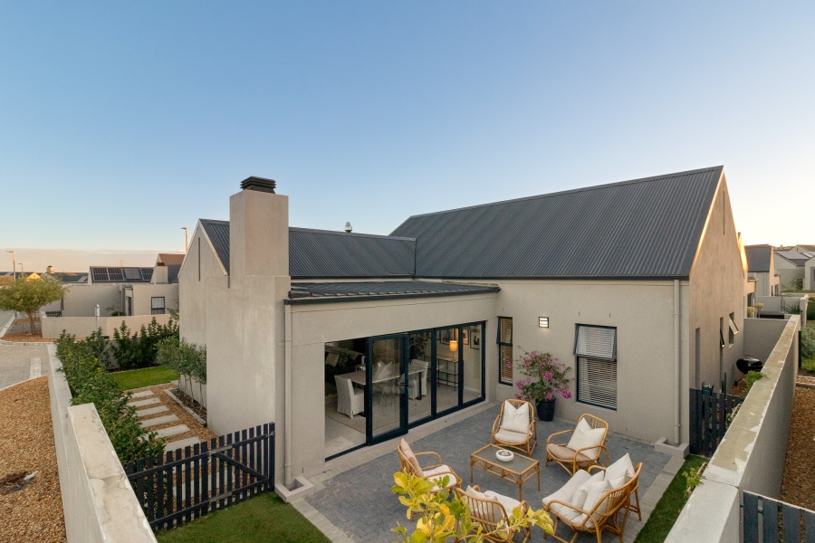 3 Bedroom Property for Sale in Aan de Wijnlanden Western Cape